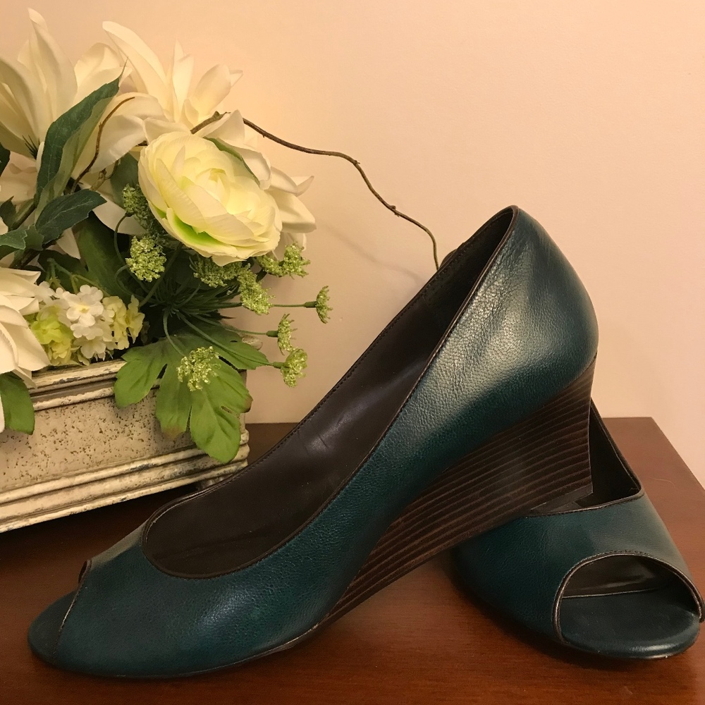 Nine West Teal Wedges